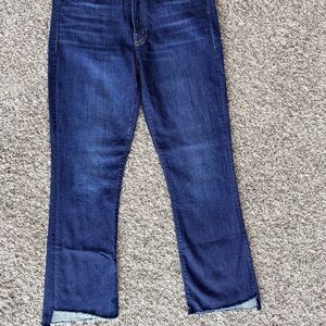 MOTHER The Insider Crop Step Fray Jeans Off Limits Size 29
